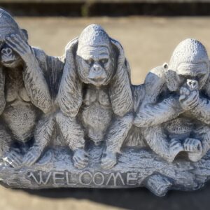 Statua scimmia,statue scimmie,non vedo non sento e non parlo, scultura in cemento e pietra,per giardino